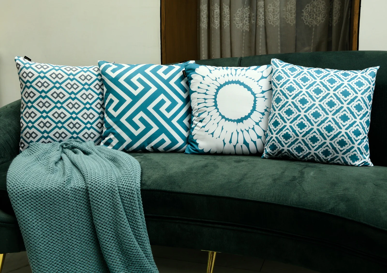4 PCs Digital Printed Cotton Cushions-Pastel - Image 7