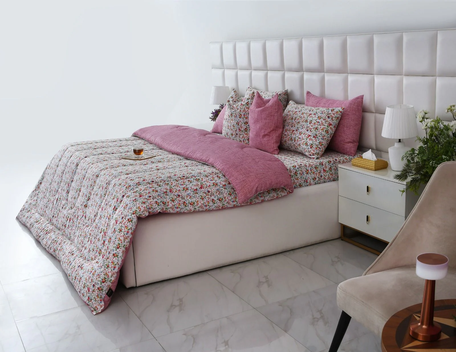 8 PCs Winter Razai Set-Azalea - Image 3